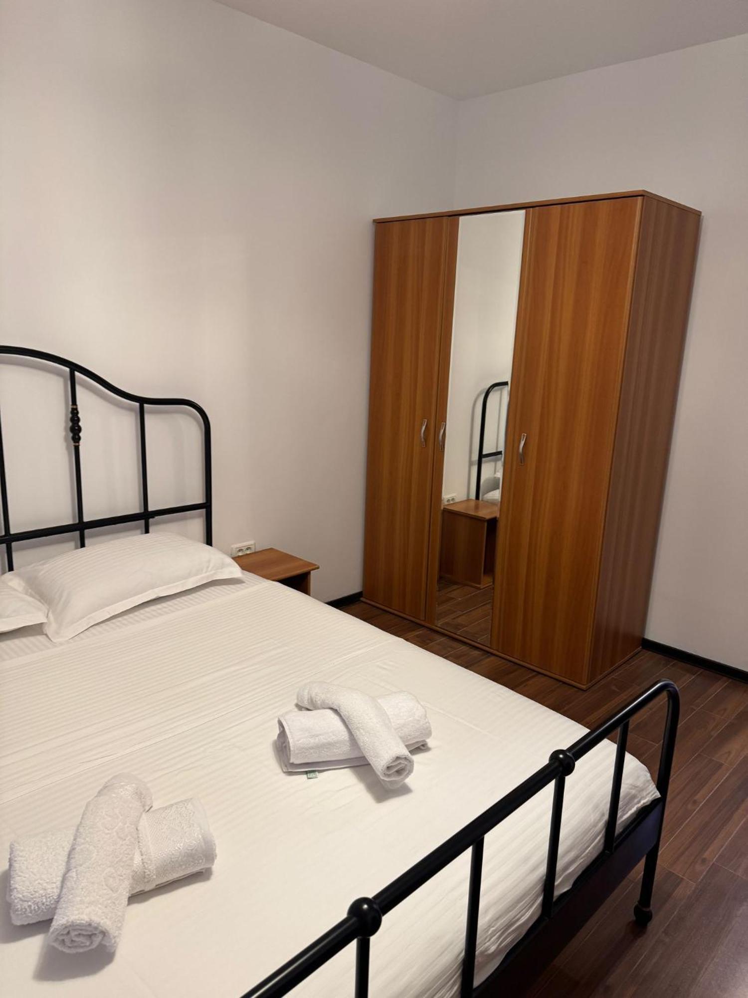 Crisomare Apartments Mamaia Summerland Apartment